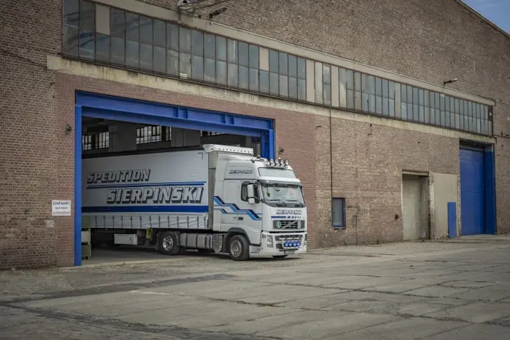 Logistikzentrum-Regis-Breitingen-Spedition-Sierpinski